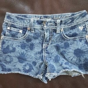 ⭐Girls denim Justice shorts⭐BUNDLE DISCOUNT